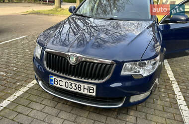 Skoda Superb 2011
