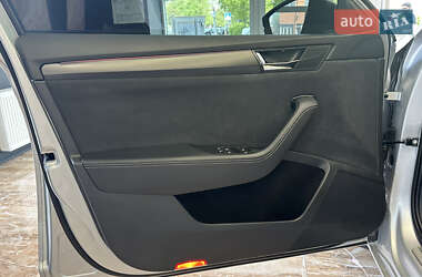 Лифтбек Skoda Superb 2023 в 
