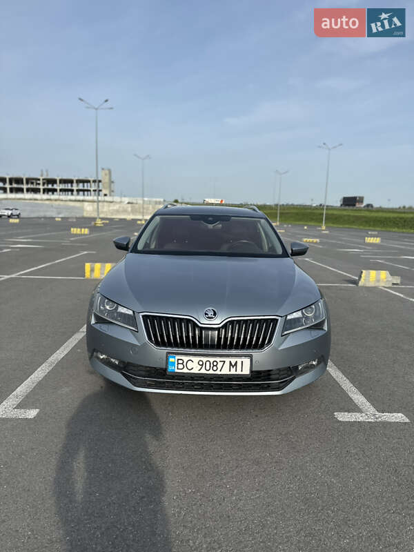 Універсал Skoda Superb 2017 в Львові
