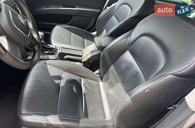 Універсал Skoda Superb 2012 в 