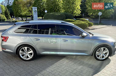 Універсал Skoda Superb 2017 в 