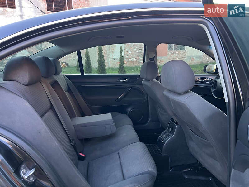 Лифтбек Skoda Superb 2006 в Дрогобыче