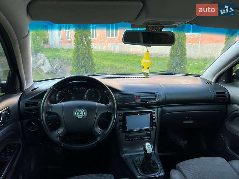 Лифтбек Skoda Superb 2006 в Дрогобыче