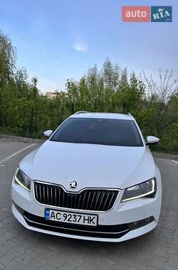 Универсал Skoda Superb 2017 в Луцке