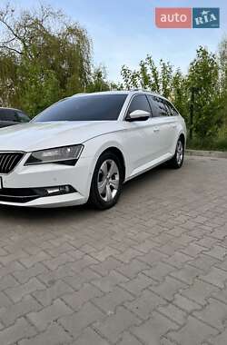 Универсал Skoda Superb 2017 в 