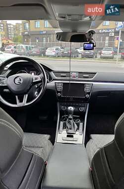 Универсал Skoda Superb 2017 в 