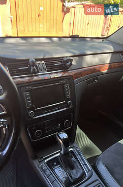 Лифтбек Skoda Superb 2014 в 