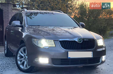 Универсал Skoda Superb 2010 в Тернополе