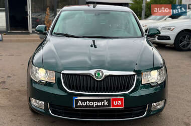 Лифтбек Skoda Superb 2009 в 