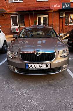 Лифтбек Skoda Superb 2012 в Тернополе
