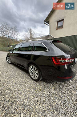 Універсал Skoda Superb 2017 в 