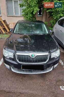 Лифтбек Skoda Superb 2011 в Киеве