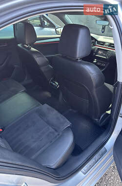 Лифтбек Skoda Superb 2015 в 