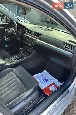 Лифтбек Skoda Superb 2015 в 
