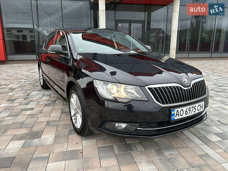 Лифтбек Skoda Superb 2015 в Тячеве фото 4 Лифтбек Skoda Superb 2015 в Тячеве