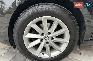 Ліфтбек Skoda Superb 2015 в 