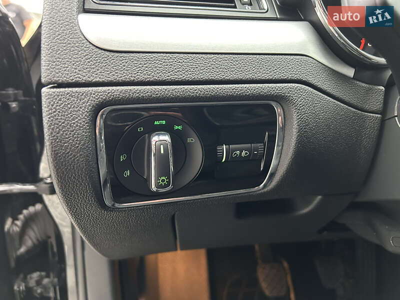 Лифтбек Skoda Superb 2015 в Тячеве фото 49 Лифтбек Skoda Superb 2015 в Тячеве