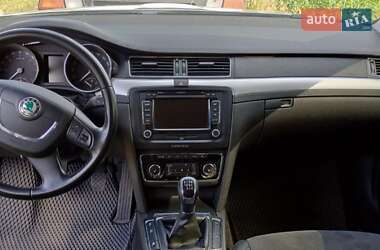 Универсал Skoda Superb 2010 в 