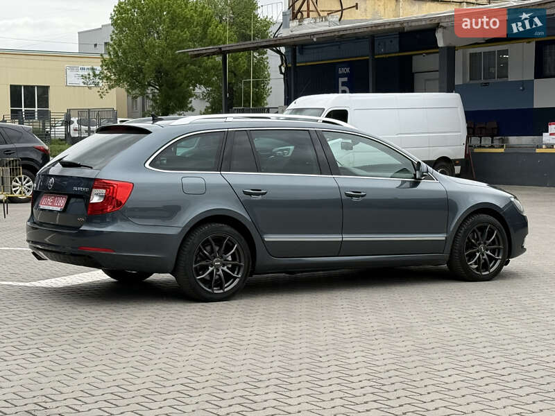 Универсал Skoda Superb 2015 в Ровно