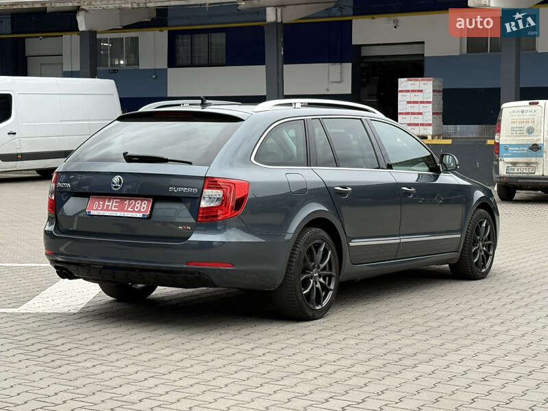 Универсал Skoda Superb 2015 в Ровно