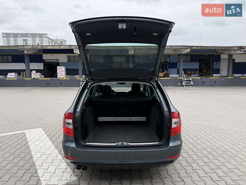 Универсал Skoda Superb 2015 в Ровно