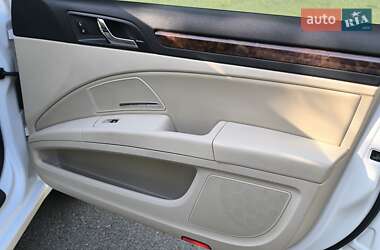 Лифтбек Skoda Superb 2013 в 