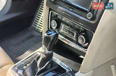 Лифтбек Skoda Superb 2013 в 