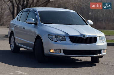 Skoda Superb 2012