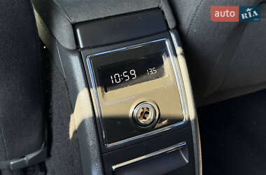 Лифтбек Skoda Superb 2012 в 