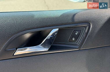 Лифтбек Skoda Superb 2012 в 
