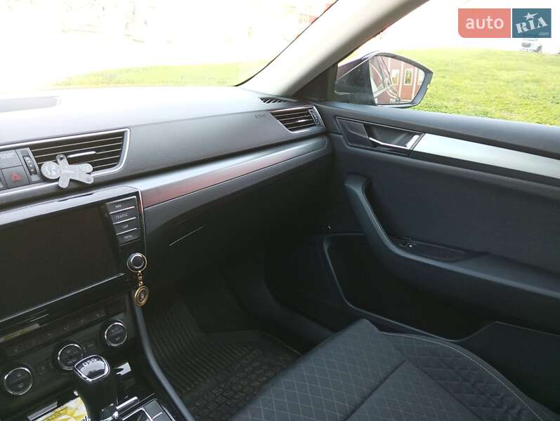 Лифтбек Skoda Superb 2015 в Бородянке