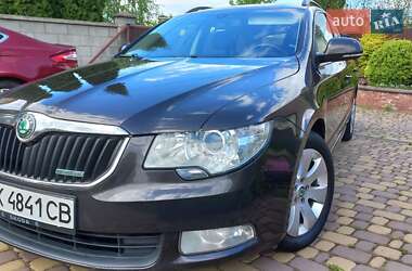 Skoda Superb 2011