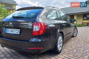 Универсал Skoda Superb 2011 в 