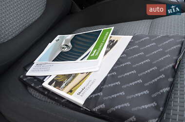 Лифтбек Skoda Superb 2011 в 