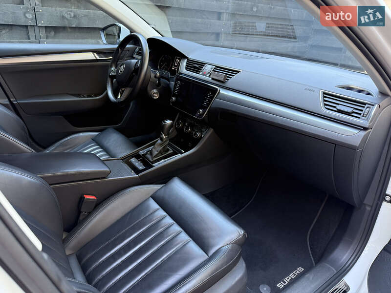 Ліфтбек Skoda Superb 2019 в Києві