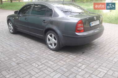 Лифтбек Skoda Superb 2005 в 