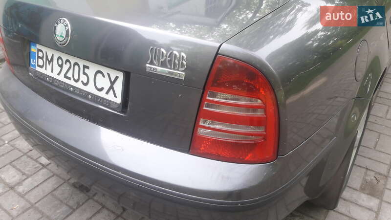 Ліфтбек Skoda Superb 2005 в Глухові