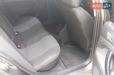 Лифтбек Skoda Superb 2005 в 