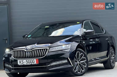 Лифтбек Skoda Superb 2022 в Дубно