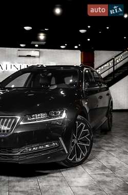 Универсал Skoda Superb 2020 в 