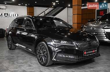 Универсал Skoda Superb 2020 в 