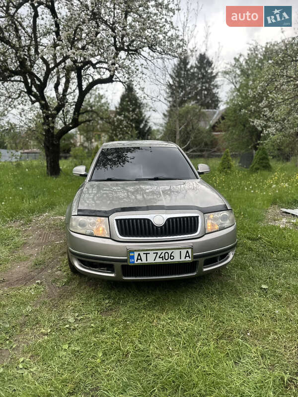 Лифтбек Skoda Superb 2007 в Делятине