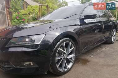 Универсал Skoda Superb 2017 в 