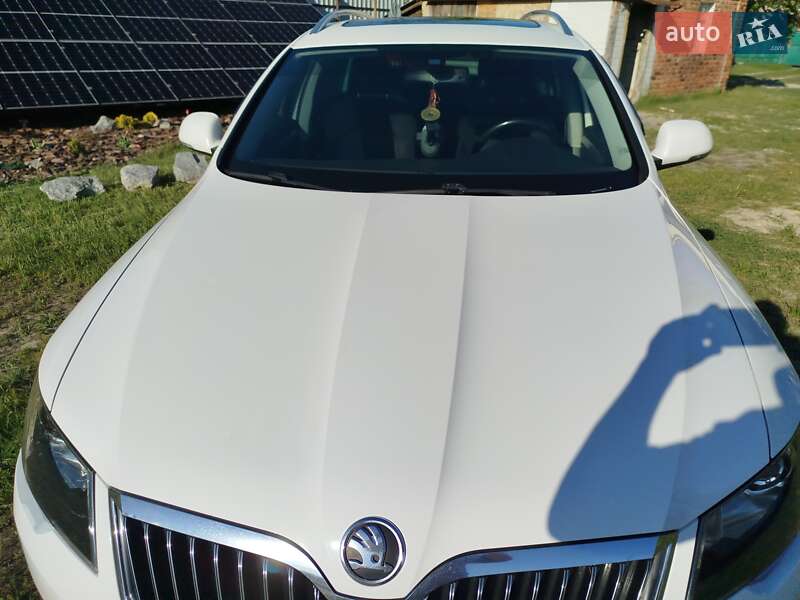 Універсал Skoda Superb 2014 в Охтирці