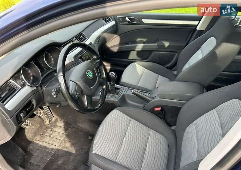 Ліфтбек Skoda Superb 2011 в Хмельницькому
