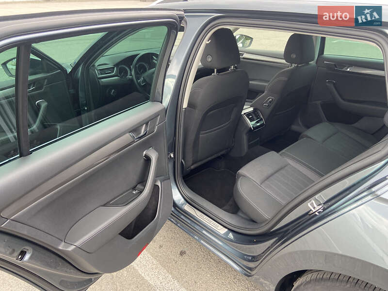 Універсал Skoda Superb 2019 в Києві