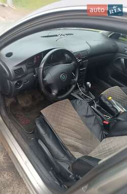 Лифтбек Skoda Superb 2006 в 