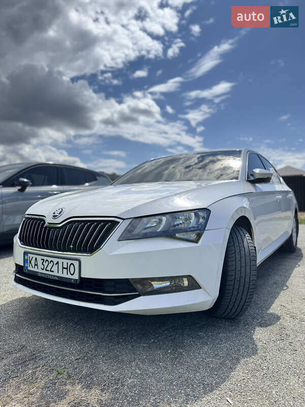 Skoda Superb 2015