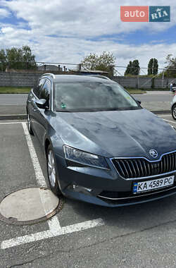 Універсал Skoda Superb 2018 в Києві
