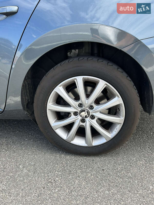 Універсал Skoda Superb 2018 в Києві